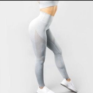 COPY - Alphalete Aero Legging